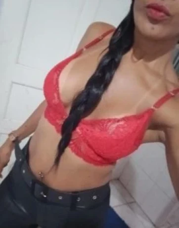 Isabela Garcia — 6 / 7