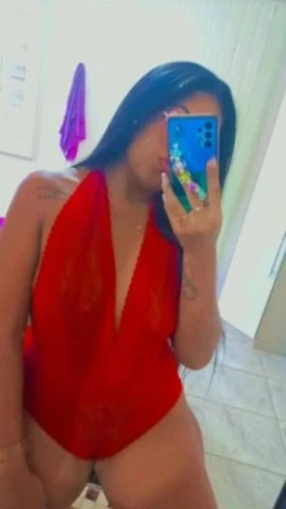 Letícia Alencar — 7 / 9