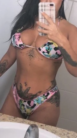 Jeniffer Almeida — 2 / 8