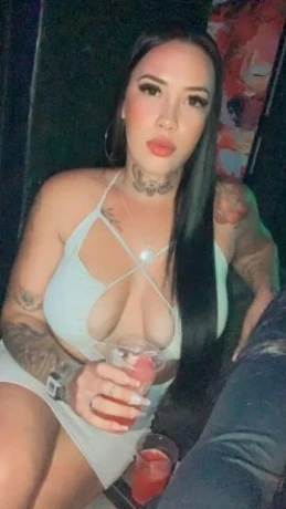 Carol Oliveira — 5 / 6