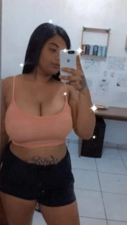 Sabrina Keller — 4 / 5