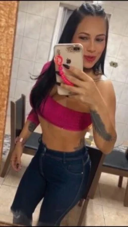 Jeniffer Almeida — 7 / 8