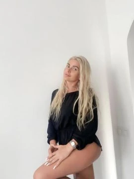 Irina — 3 / 4