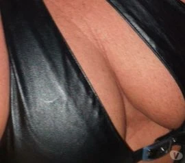 Female Escort — 4 / 5