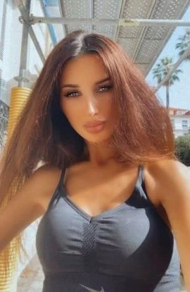 Sexy Alexandra — 2 / 9