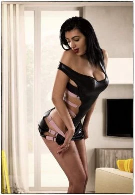 Roberta, Escort, Leeds