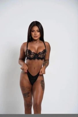 Cleo — 4 / 9