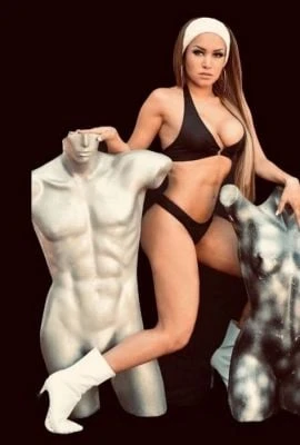 International Model, Escort, Cancún