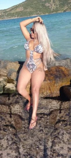 Cristal Silva — 4 / 9