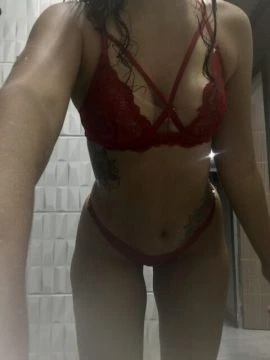 Pietra Oliveira — 2 / 5