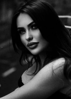 Jasmine — 3 / 4