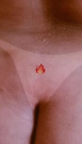 Agatha Moreira — 1 / 8