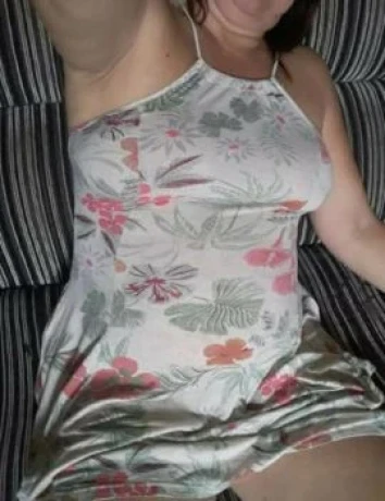 Leona Oliveira — 4 / 6