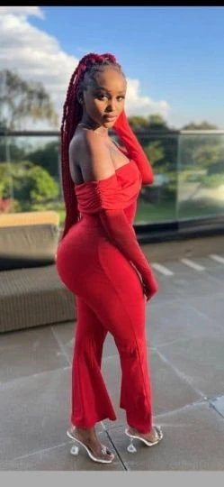 Nia, Escort, Riyadh
