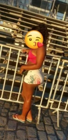 Carla Oliveira — 3 / 5