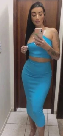 Livia Leão — 4 / 5