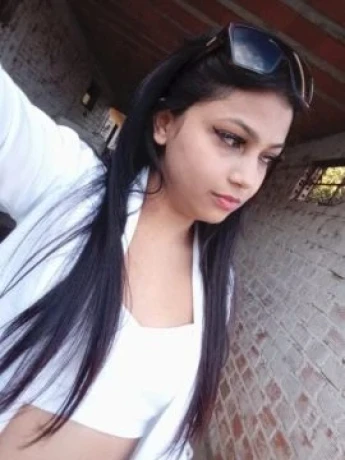 Bruna Santos — 4 / 5