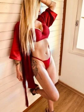 Aline Ferraz — 2 / 4