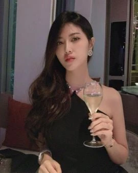 Nancy — 4 / 6