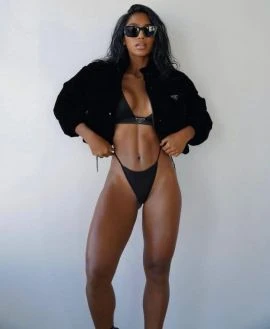 Isabel, Escort, London