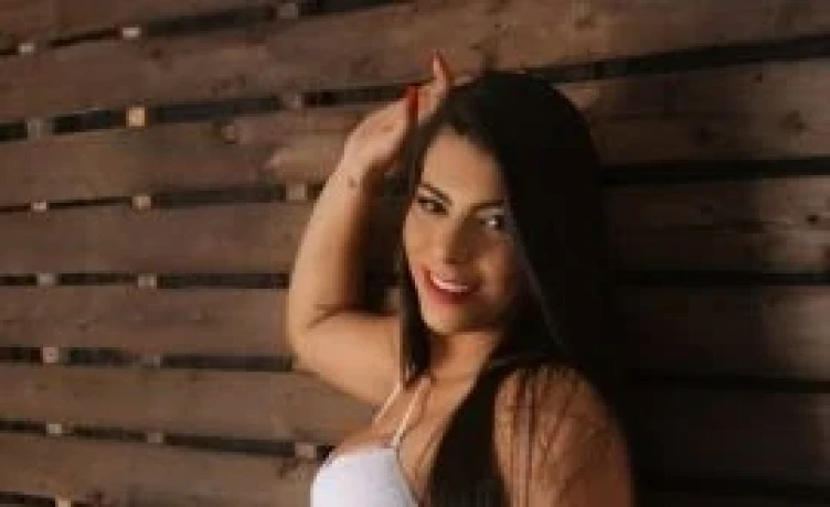 Polly Britani — 5 / 6