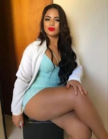 Larissa Ferreira — 6 / 7