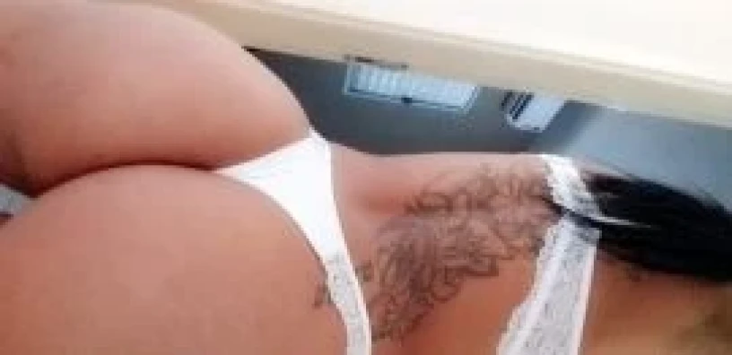 Renata Andrade — 2 / 9