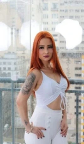 Zayra Fernandez — 1 / 4