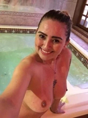 Isabelly Klein — 6 / 9