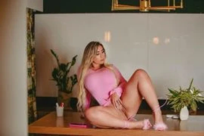 Brenda Ferraz — 3 / 9