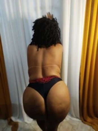 Bruna Moura — 3 / 6