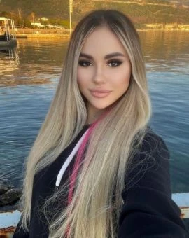 Alina — 3 / 9
