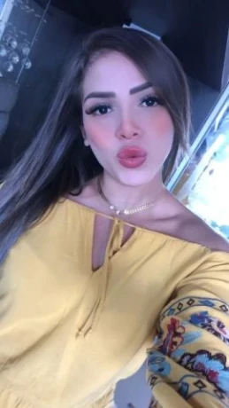 Laura Marques — 6 / 9