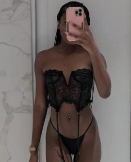 Zoe — 4 / 7