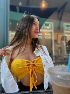 Chelie Shella, Escort, Seremban