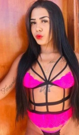 Bruna Lopez — 5 / 7