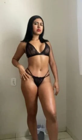 Sandylla Hellen — 7 / 9