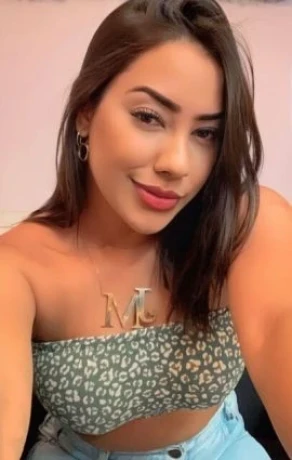 Ludmilla Alves — 4 / 5