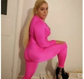 Female Escort — 2 / 5