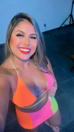 Amanda Oliveira — 2 / 5