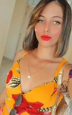 Bruna Oliver — 4 / 5