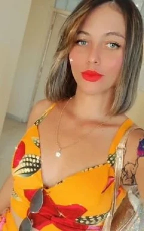 Bruna Oliver — 4 / 5