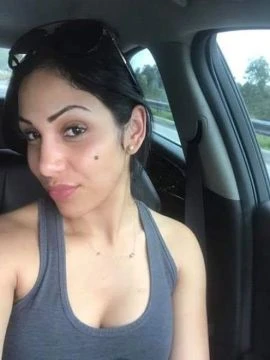 Razqeeberry, Escort, Wolverhampton