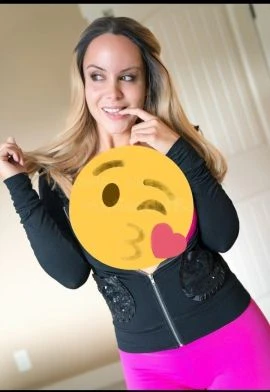 LyndaLadyBIGTITS — 2 / 9