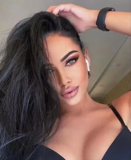 Suzanna — 5 / 6