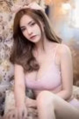 Lovely Sexy Lary — 5 / 8