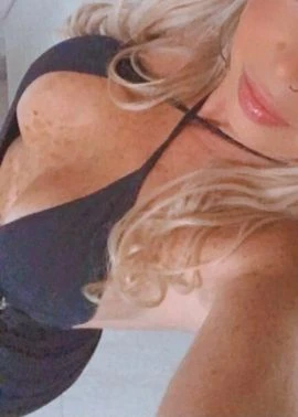 Babi Baumer, Escort, Parana