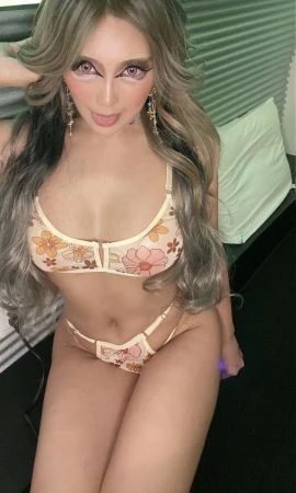 Kuon riri, Escort, Tokyo