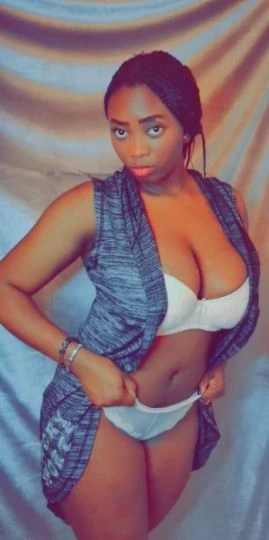 Latina Mami — 2 / 8