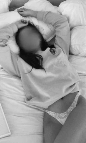 Melina Eleven — 8 / 9